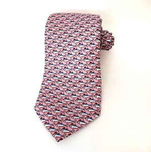NWT Vineyard Vines Santa Jaws Tie